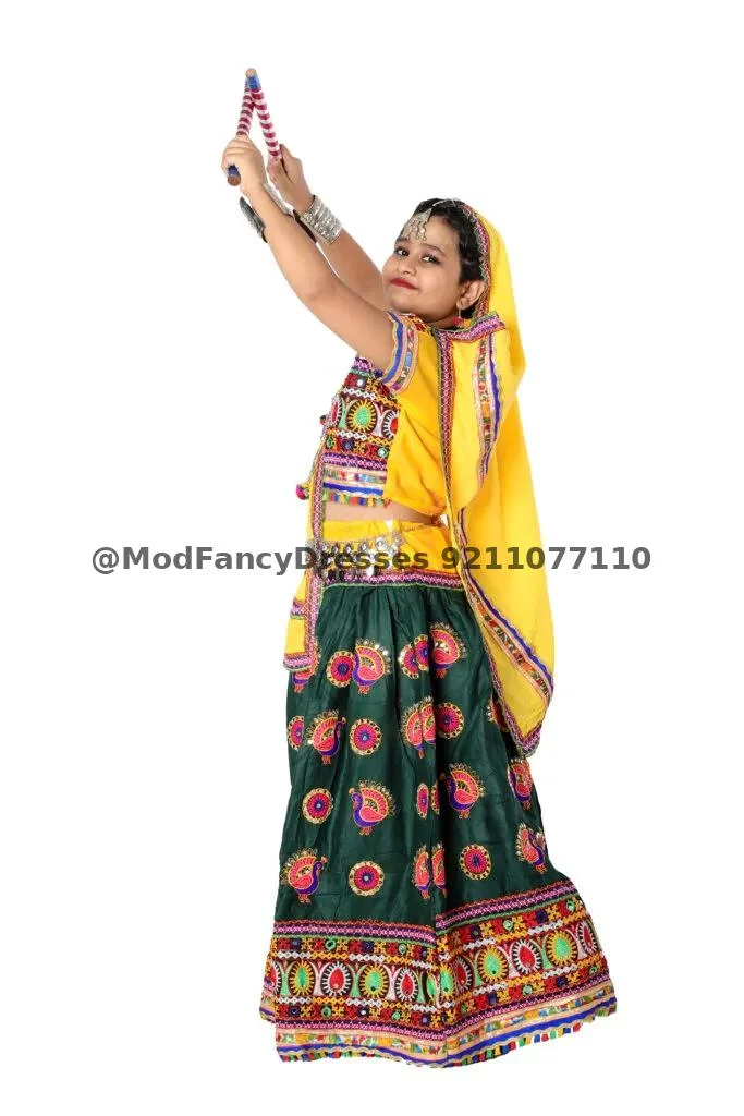 Gujarati Garba Dance Chaniya Choli For Girls Thumbnail