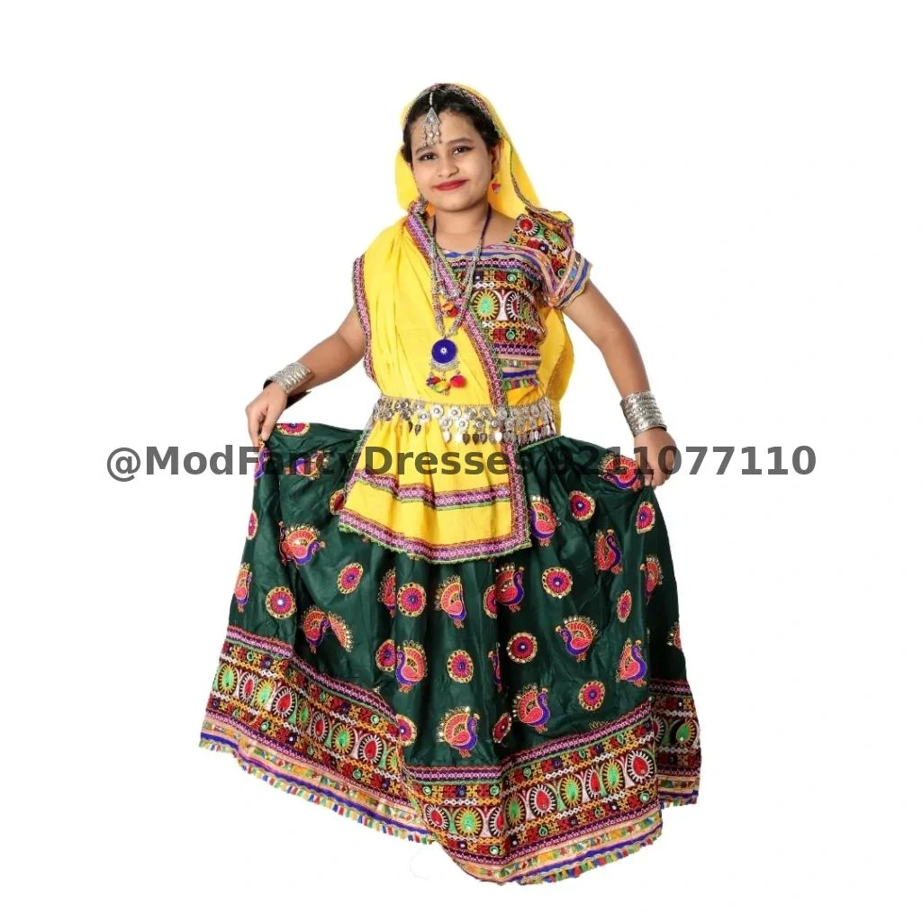 Gujarati Garba Dance Chaniya Choli For Girls Thumbnail
